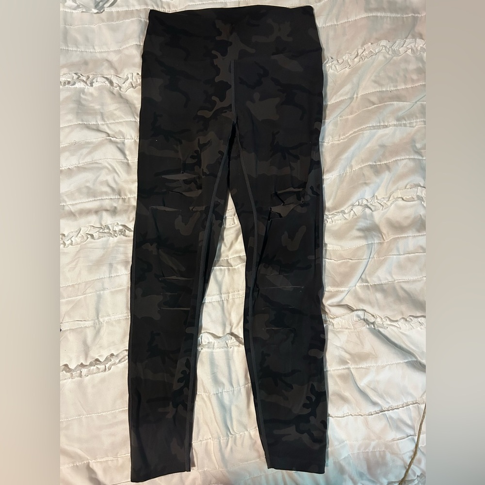 ZYIA Women's Camouflage Leggings